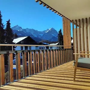 Luna Mountain Apartment